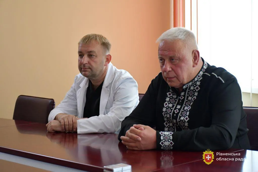 Рівненський діагностичний центр отримав сучасні ліжка від міжнародних партнерів