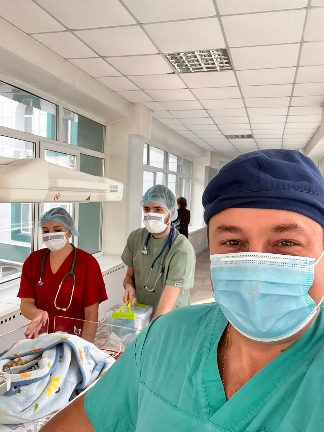 Попри хворобу серця і обстріли: жителька Рівненщини народила здорового хлопчика в Інституті Амосова