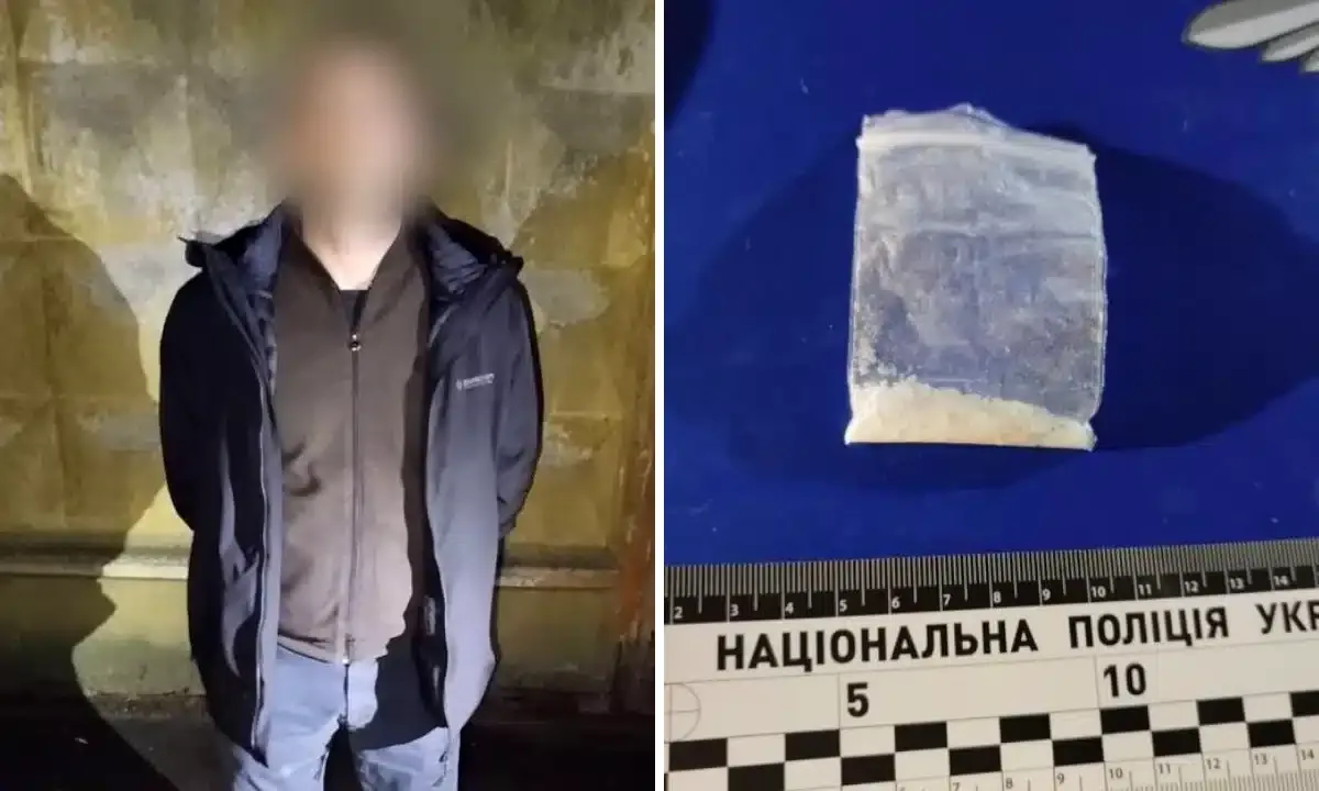 У Рівному під час комендантської години виявили наркотики у перехожого У Рівному під час комендантської години виявили наркотики у перехожого