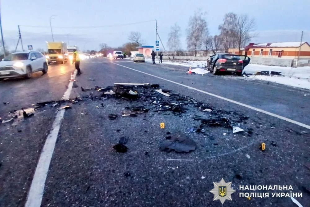 Трагічна ДТП на Рівненщині: загинули жінка та її 12-річна донька