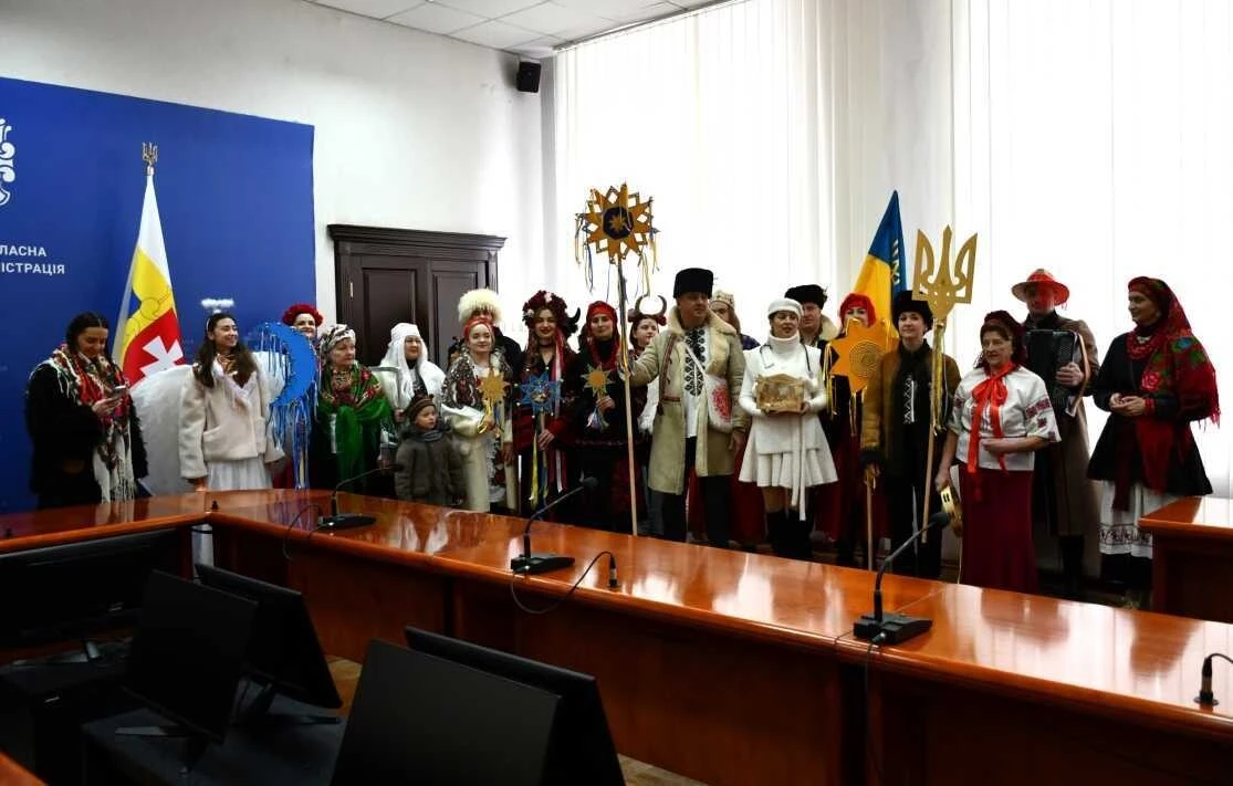 Медики Рівненської обласної лікарні зібрали понад пів мільйона гривень для ЗСУ