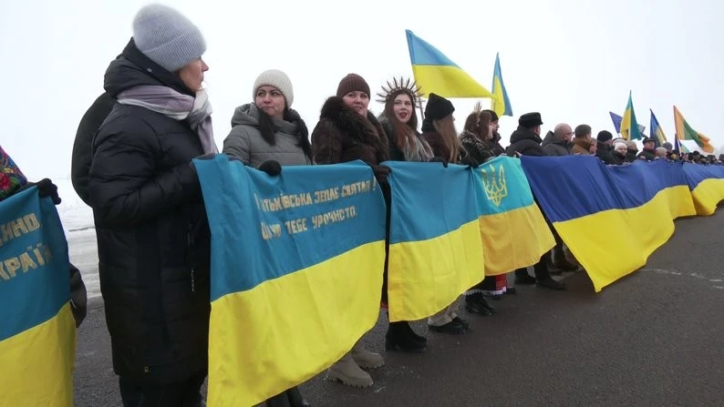 Рукостискання через кордон: як Рівненщина та Житомирщина відзначили День Соборності