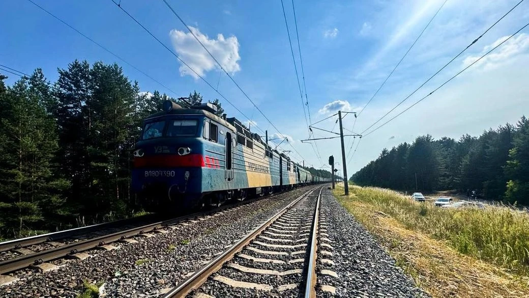 Трагічна загибель: вантажний потяг збив жінку на Радивилівщині Трагічна загибель: вантажний потяг збив жінку на Радивилівщині