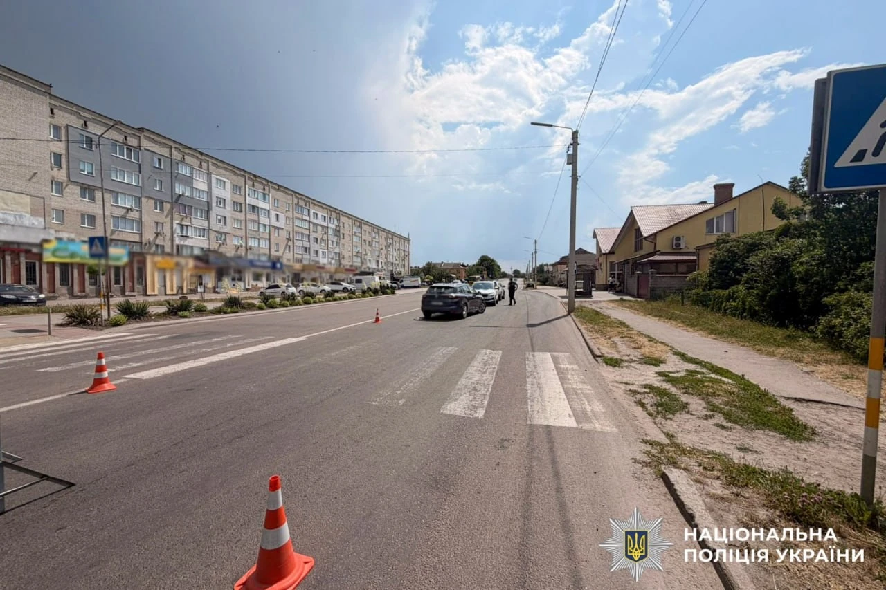 Серйозна ДТП у Дубні: водійка травмувала пішохідку Серйозна ДТП у Дубні: водійка травмувала пішохідку